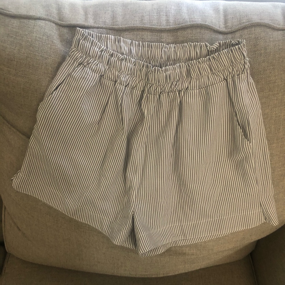 SHEIN gray striped shorts